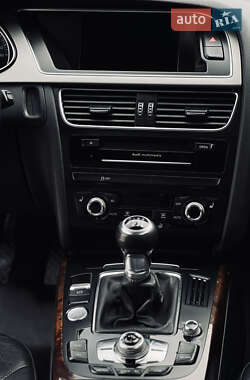 Седан Audi A4 2012 в 