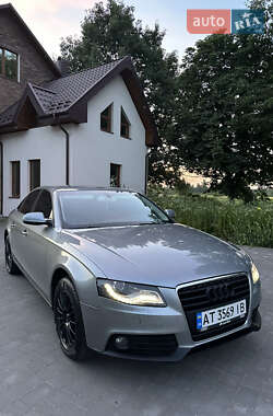 Седан Audi A4 2009 в 