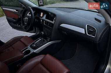 Седан Audi A4 2009 в 