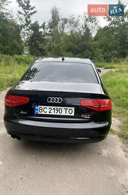 Седан Audi A4 2012 в 