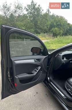 Седан Audi A4 2012 в 