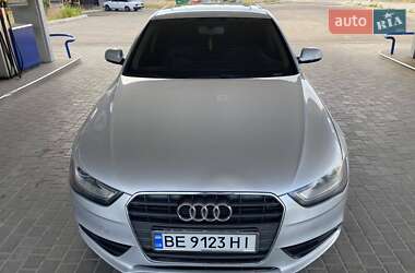 Седан Audi A4 2012 в 