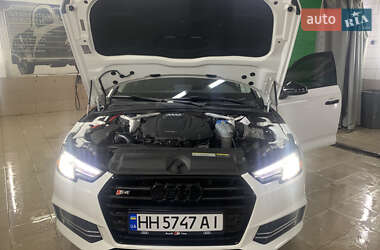 Седан Audi A4 2018 в 