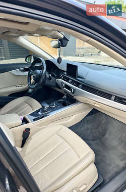 Седан Audi A4 2017 в 