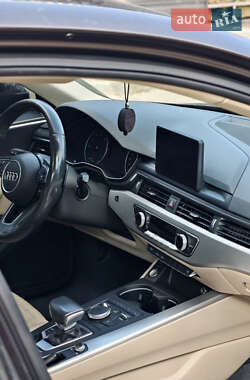 Седан Audi A4 2017 в 