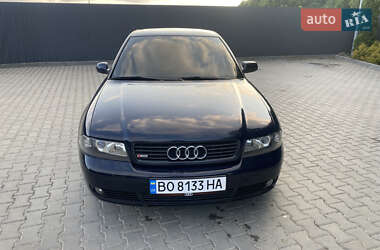 Седан Audi A4 2000 в 