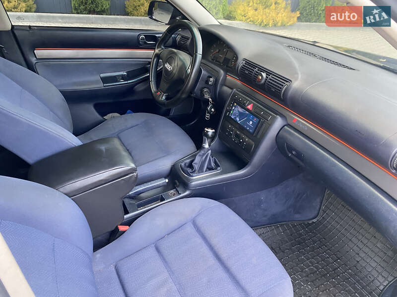 Седан Audi A4 2000 в Тернополе