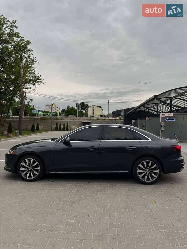 Седан Audi A4 2019 в Хмельницькому