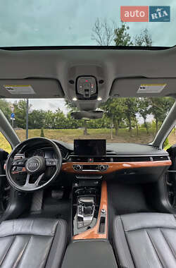 Седан Audi A4 2019 в 