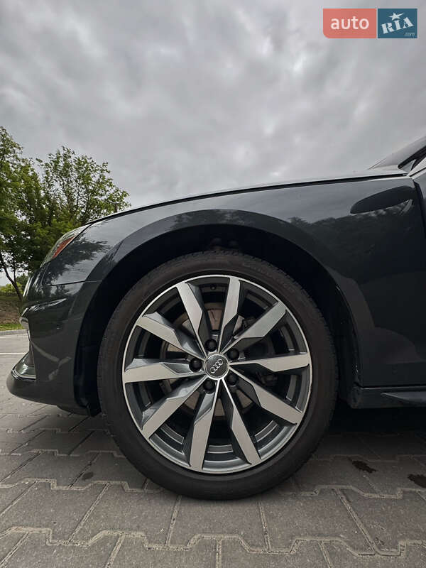 Седан Audi A4 2019 в Хмельницькому