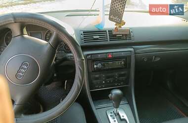 Седан Audi A4 2002 в 