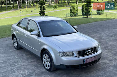 Седан Audi A4 2004 в 
