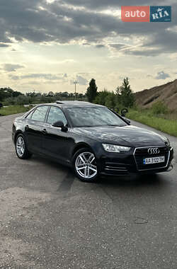 Седан Audi A4 2016 в Одесі