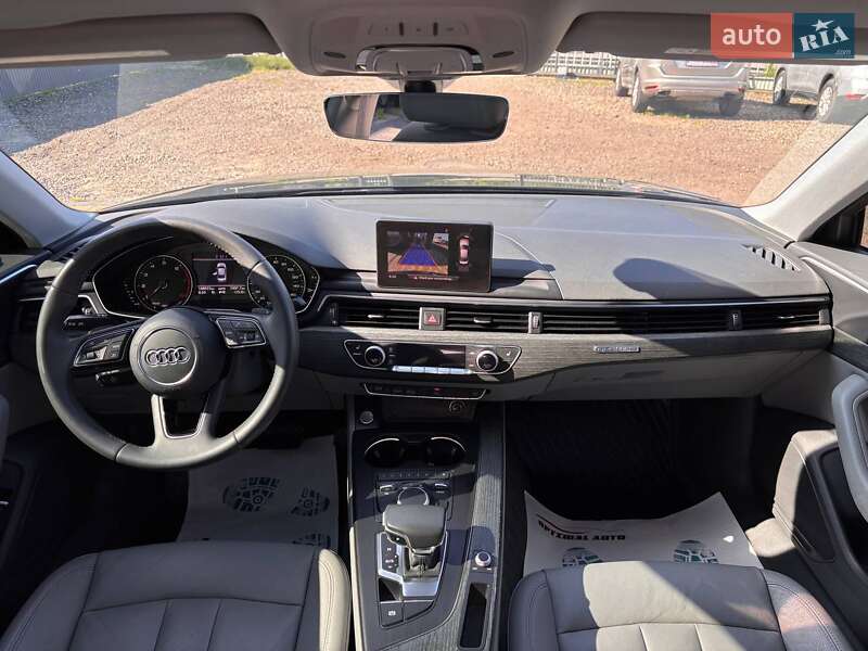 Седан Audi A4 2017 в Львове