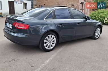 Седан Audi A4 2010 в 