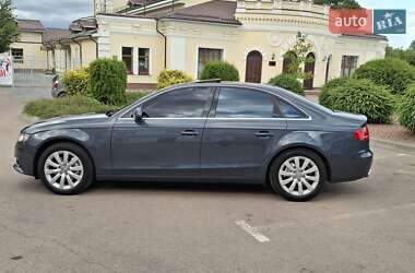 Седан Audi A4 2010 в 