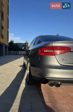 Седан Audi A4 2015 в 