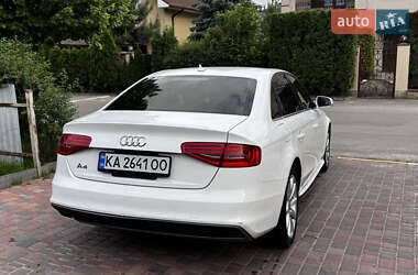 Седан Audi A4 2013 в 