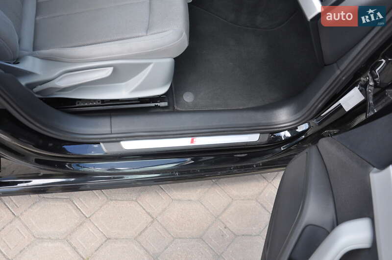 Универсал Audi A4 2020 в Львове