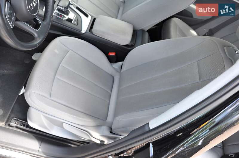 Универсал Audi A4 2020 в Львове