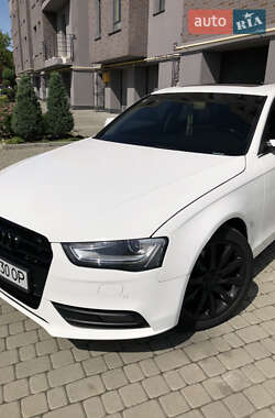 Седан Audi A4 2012 в 