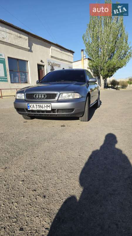 Седан Audi A4 1996 в Николаеве фото 2 Седан Audi A4 1996 в Николаеве