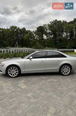 Седан Audi A4 2013 в 