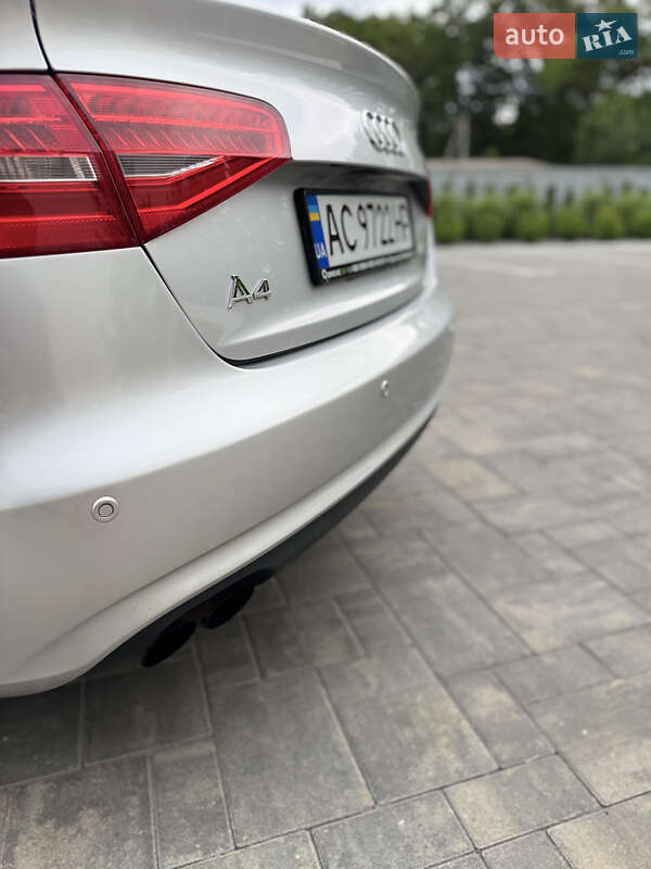 Седан Audi A4 2013 в Луцке