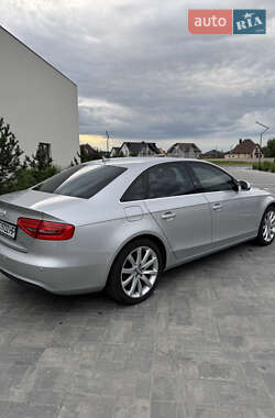 Седан Audi A4 2013 в 
