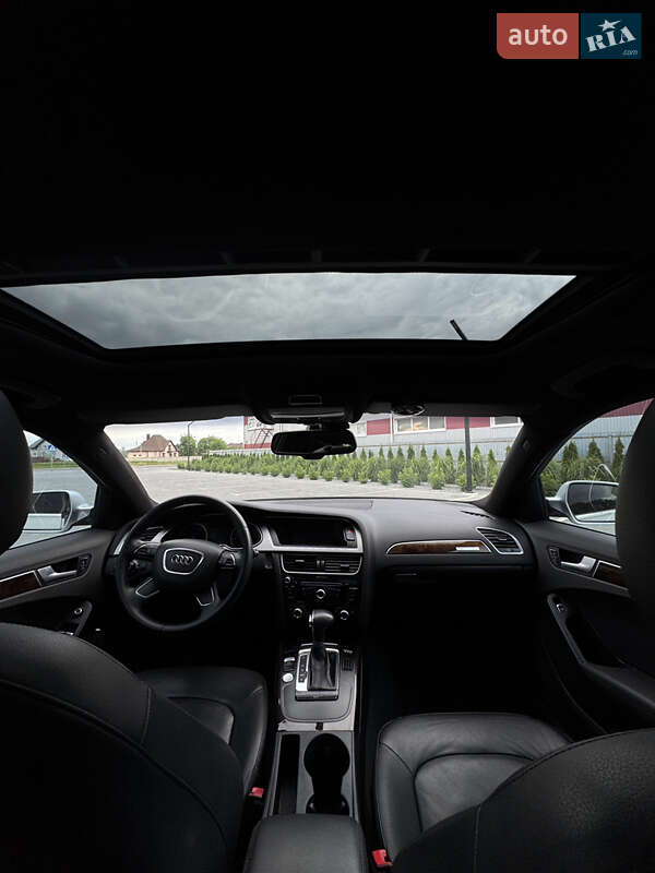 Седан Audi A4 2013 в Луцке