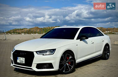 Седан Audi A4 2016 в Одессе