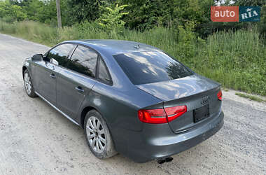 Седан Audi A4 2015 в 