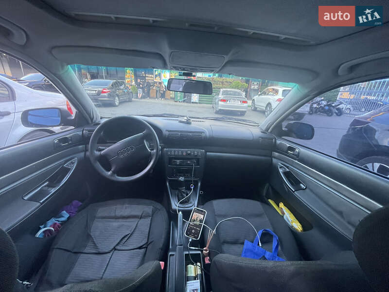 Универсал Audi A4 1998 в Хмельницком