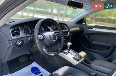 Седан Audi A4 2013 в 