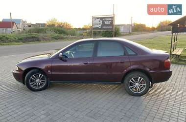 Седан Audi A4 1995 в 