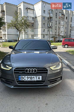 Седан Audi A4 2012 в Стрию