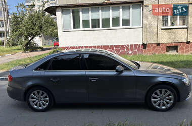 Седан Audi A4 2012 в 