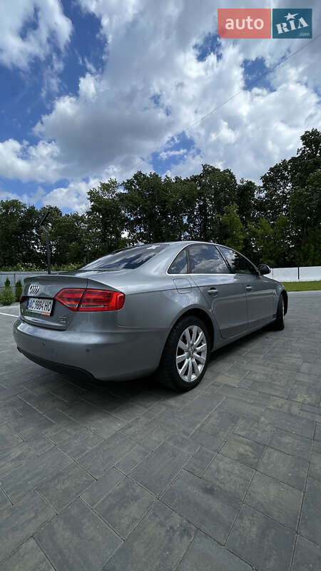Седан Audi A4 2008 в Луцке