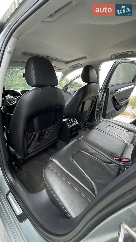 Седан Audi A4 2008 в Луцке