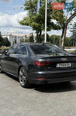 Седан Audi A4 2018 в 