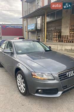 Седан Audi A4 2012 в 