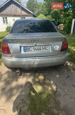 Седан Audi A4 1995 в 
