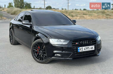 Седан Audi A4 2013 в Дніпрі