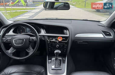 Седан Audi A4 2012 в 