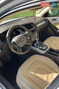 Седан Audi A4 2012 в 