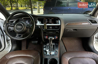 Седан Audi A4 2015 в 