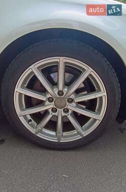 Седан Audi A4 2015 в 