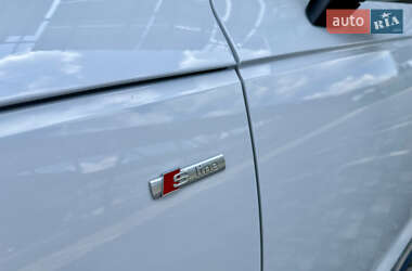 Седан Audi A4 2018 в 