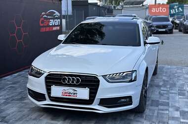 Седан Audi A4 2012 в 