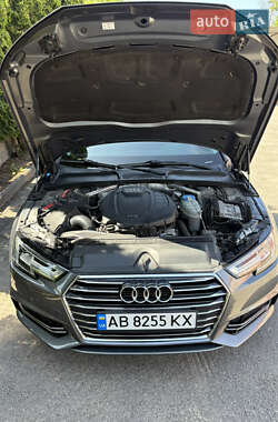 Седан Audi A4 2016 в 
